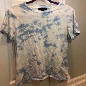 Forever 21 T-shirt
